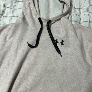 Oversized Under Armour Hoodie